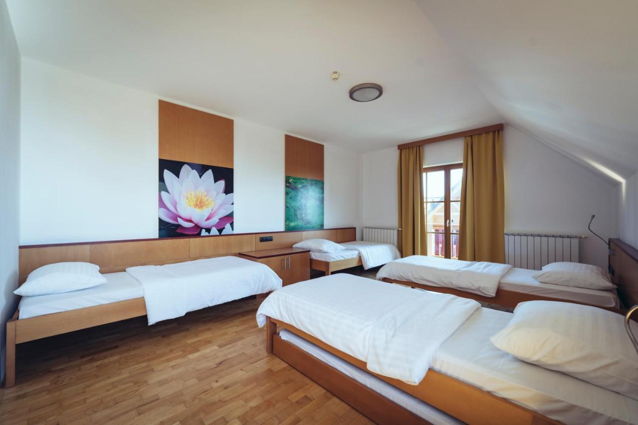 Pohorje Village Wellbeing - Forest Videc 3*